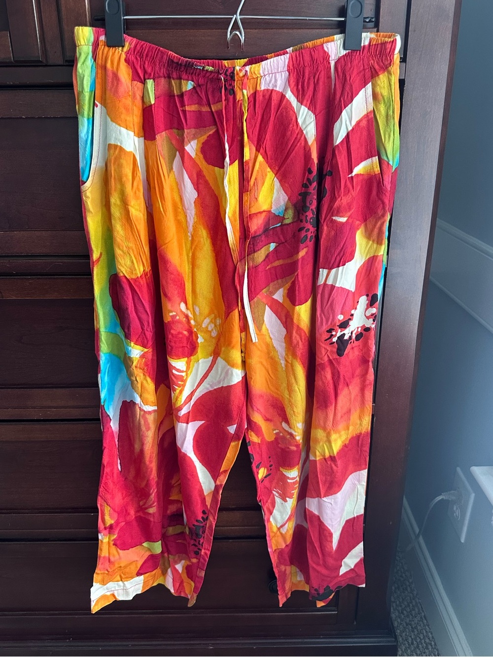 Jams World floral cropped wide leg pant size L